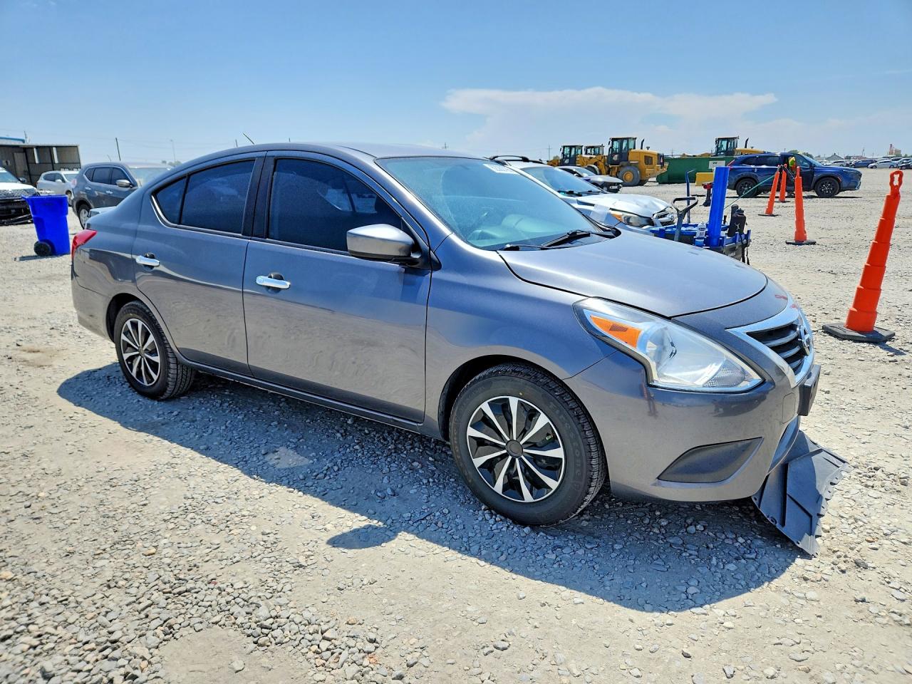 2019 NISSAN VERSA