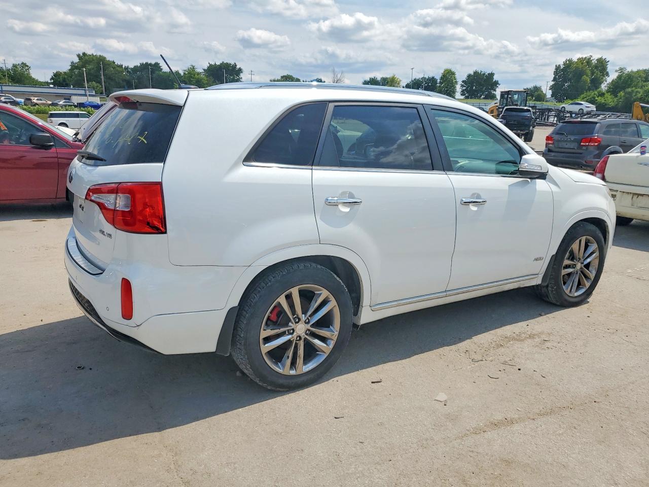 2015 KIA SORENTO