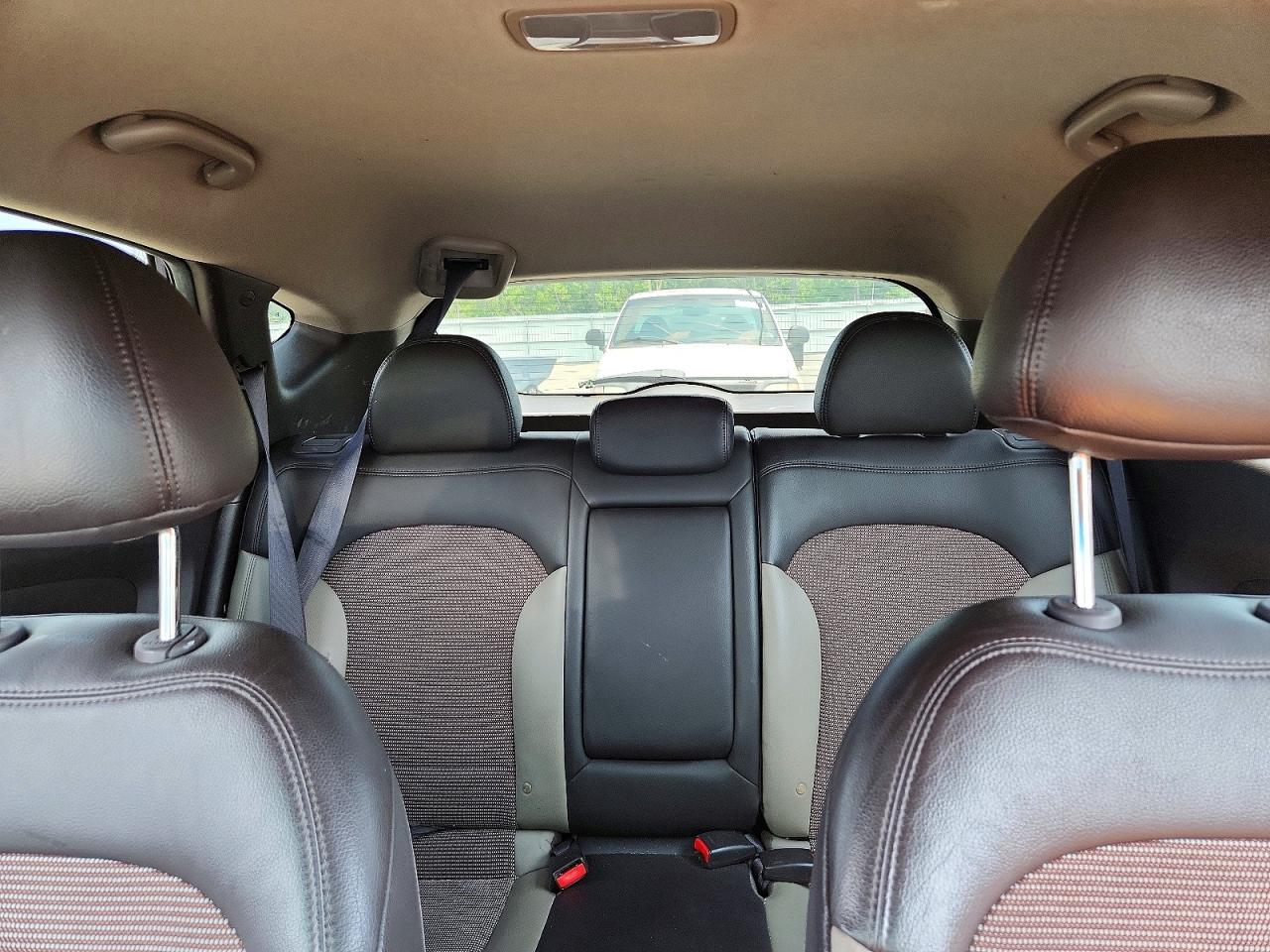 2012 HYUNDAI TUCSON