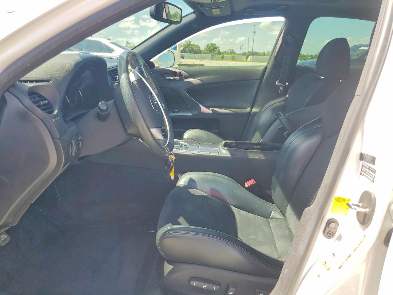 2013 LEXUS IS
