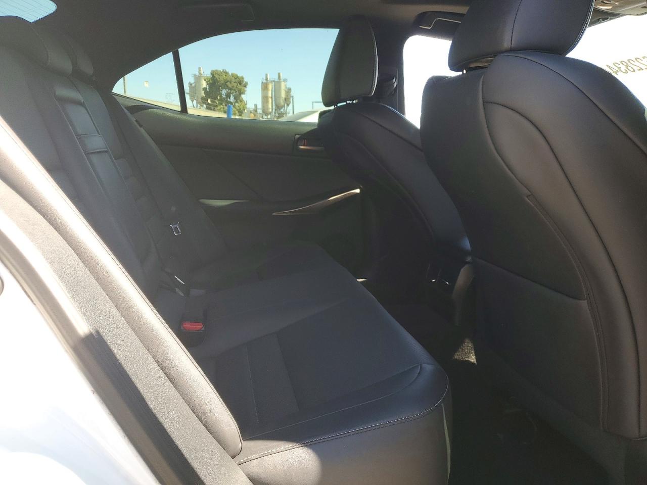 2020 LEXUS IS