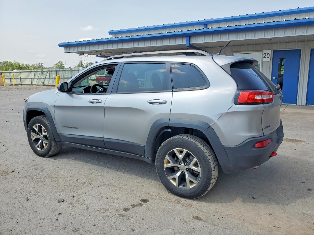 2016 JEEP CHEROKEE