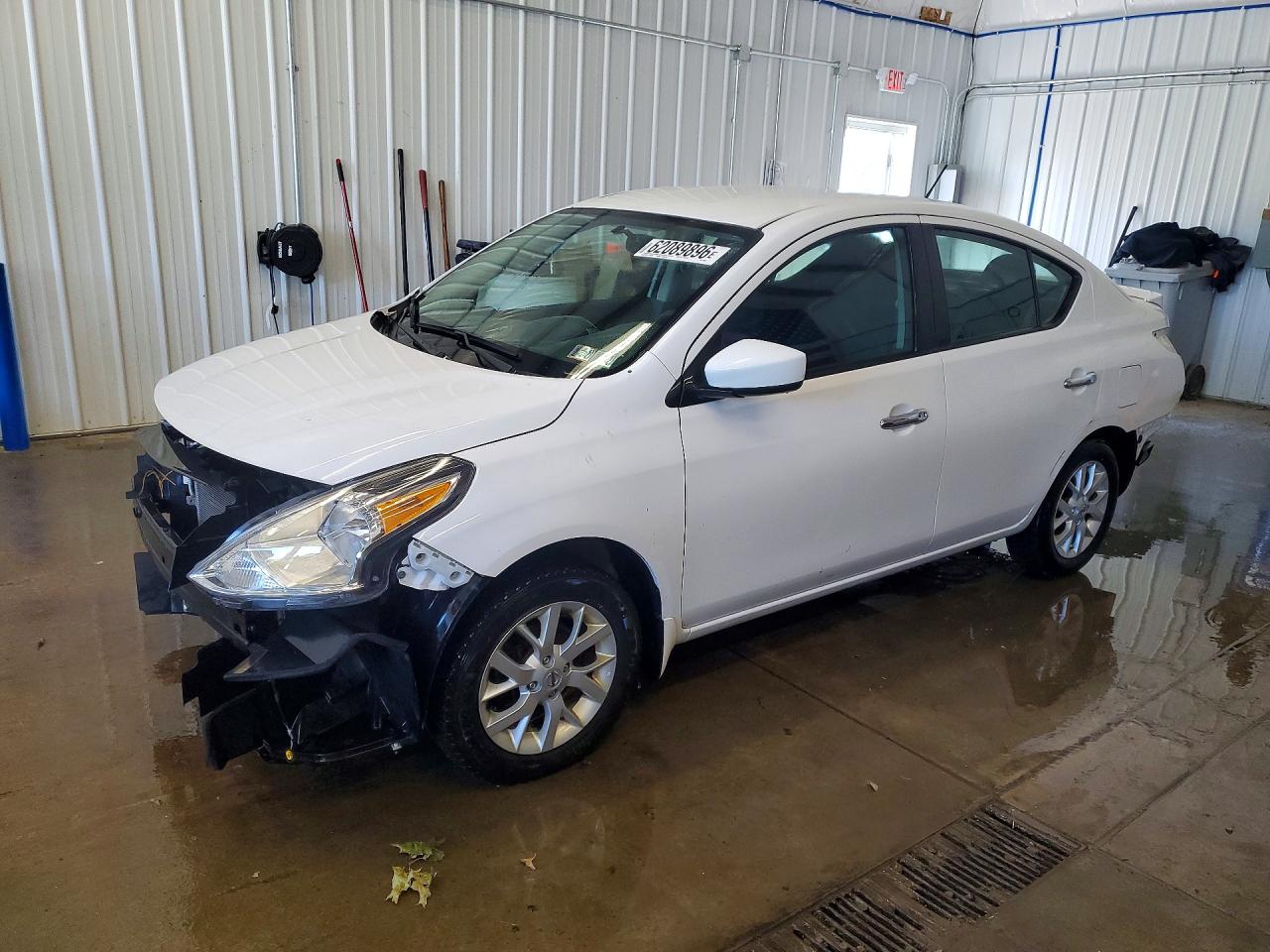 2019 NISSAN VERSA