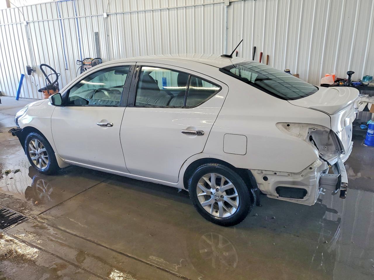 2019 NISSAN VERSA