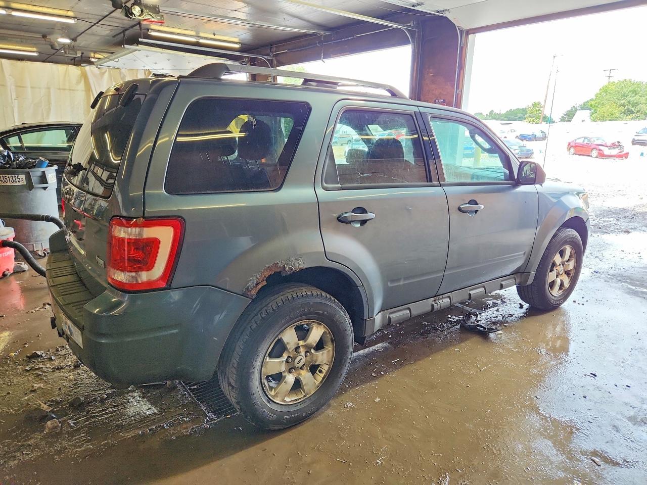 2012 FORD ESCAPE