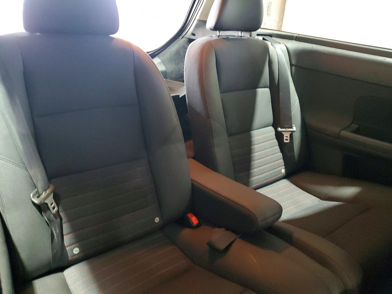 2012 VOLVO C30