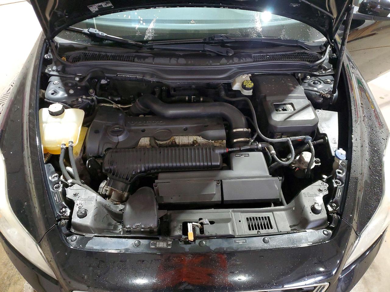 2012 VOLVO C30