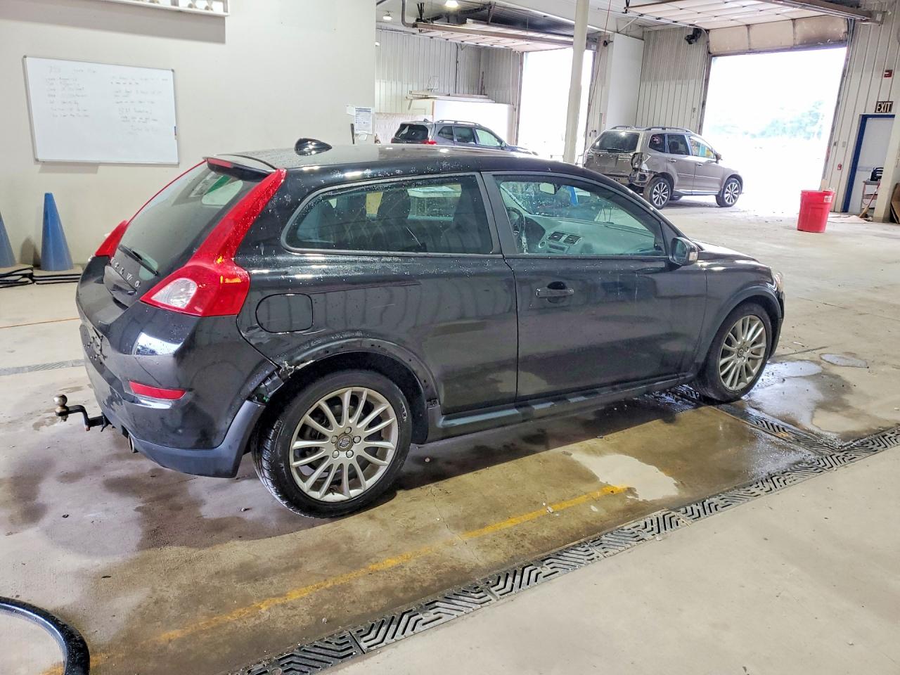 2012 VOLVO C30