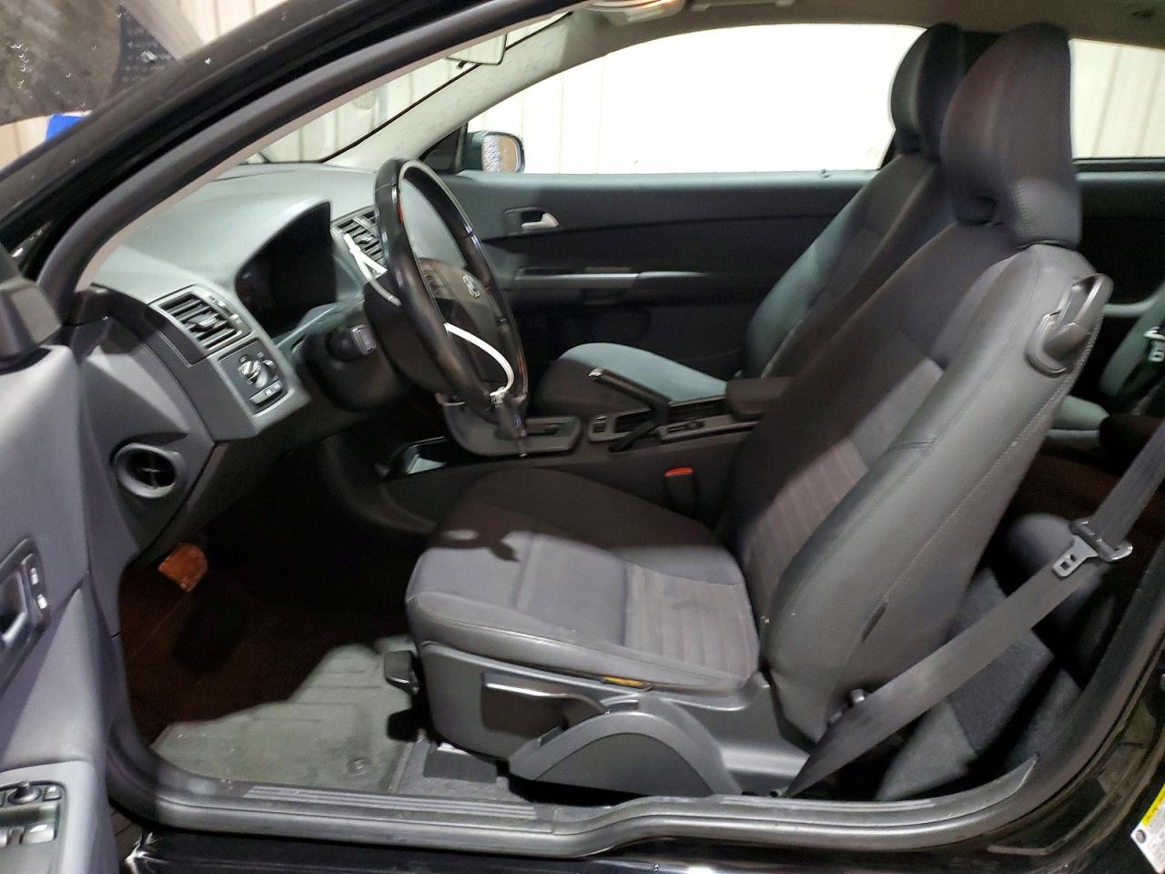 2012 VOLVO C30