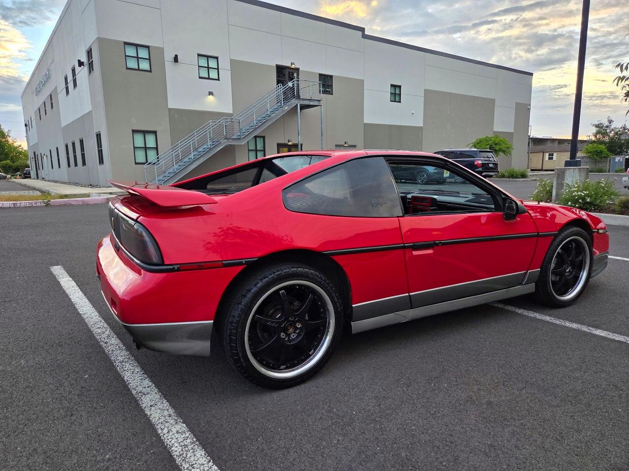 1986 PONT FIERO