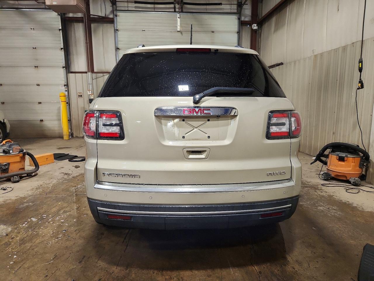 2016 GMC ACADIA