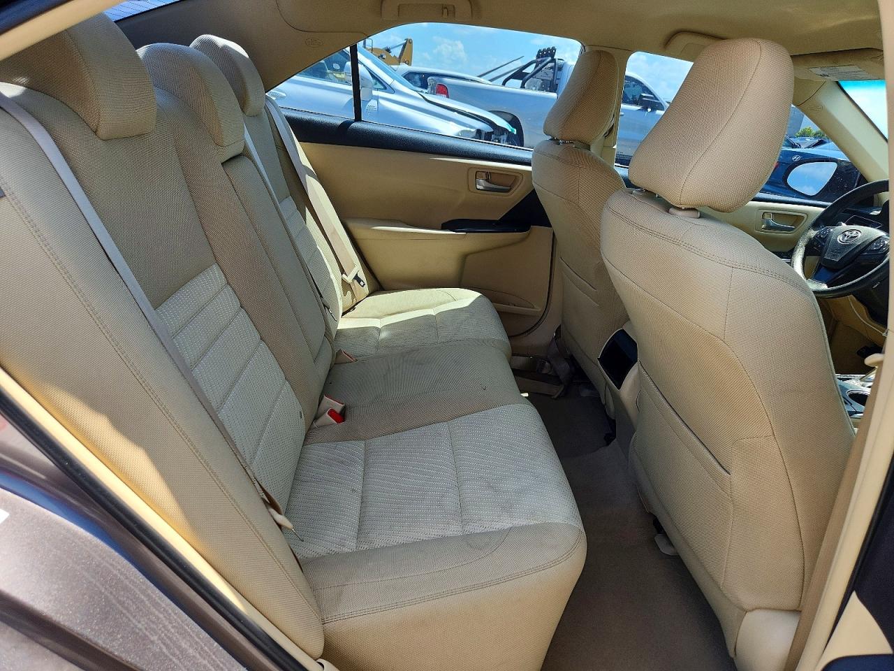 2016 TOYOTA CAMRY
