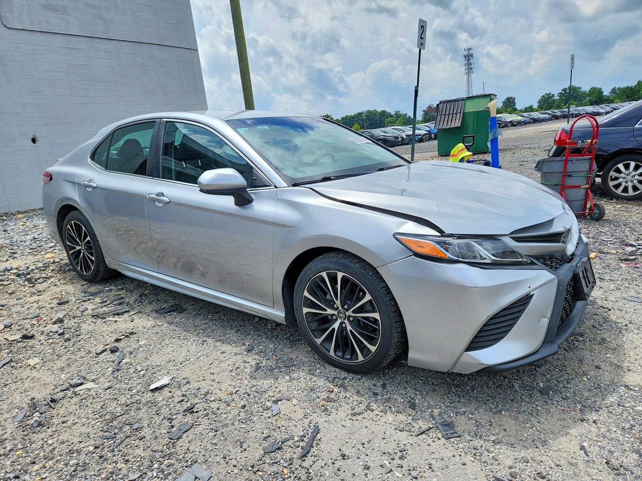 2018 TOYOTA CAMRY