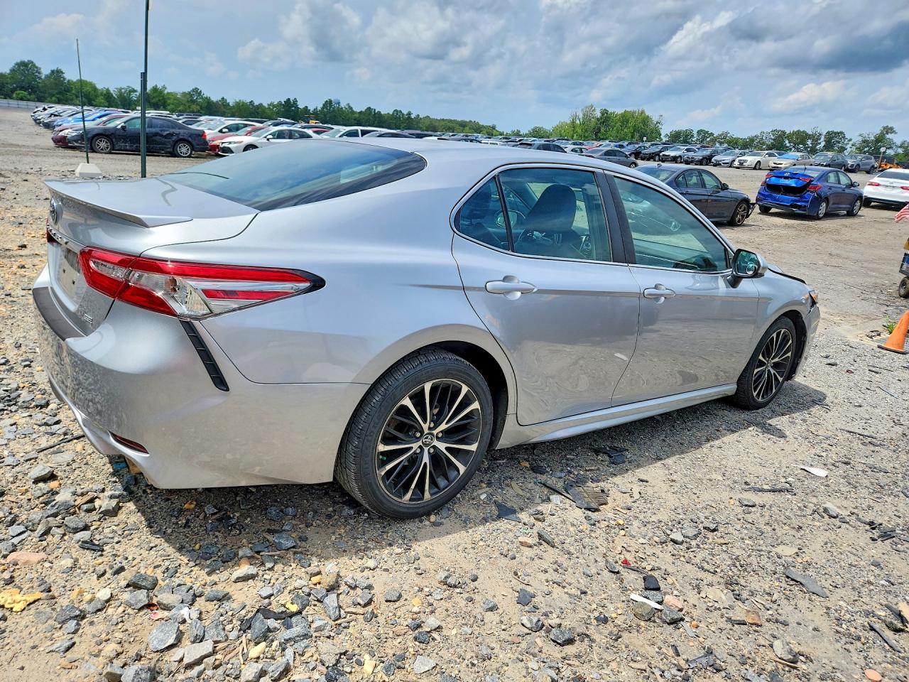 2018 TOYOTA CAMRY
