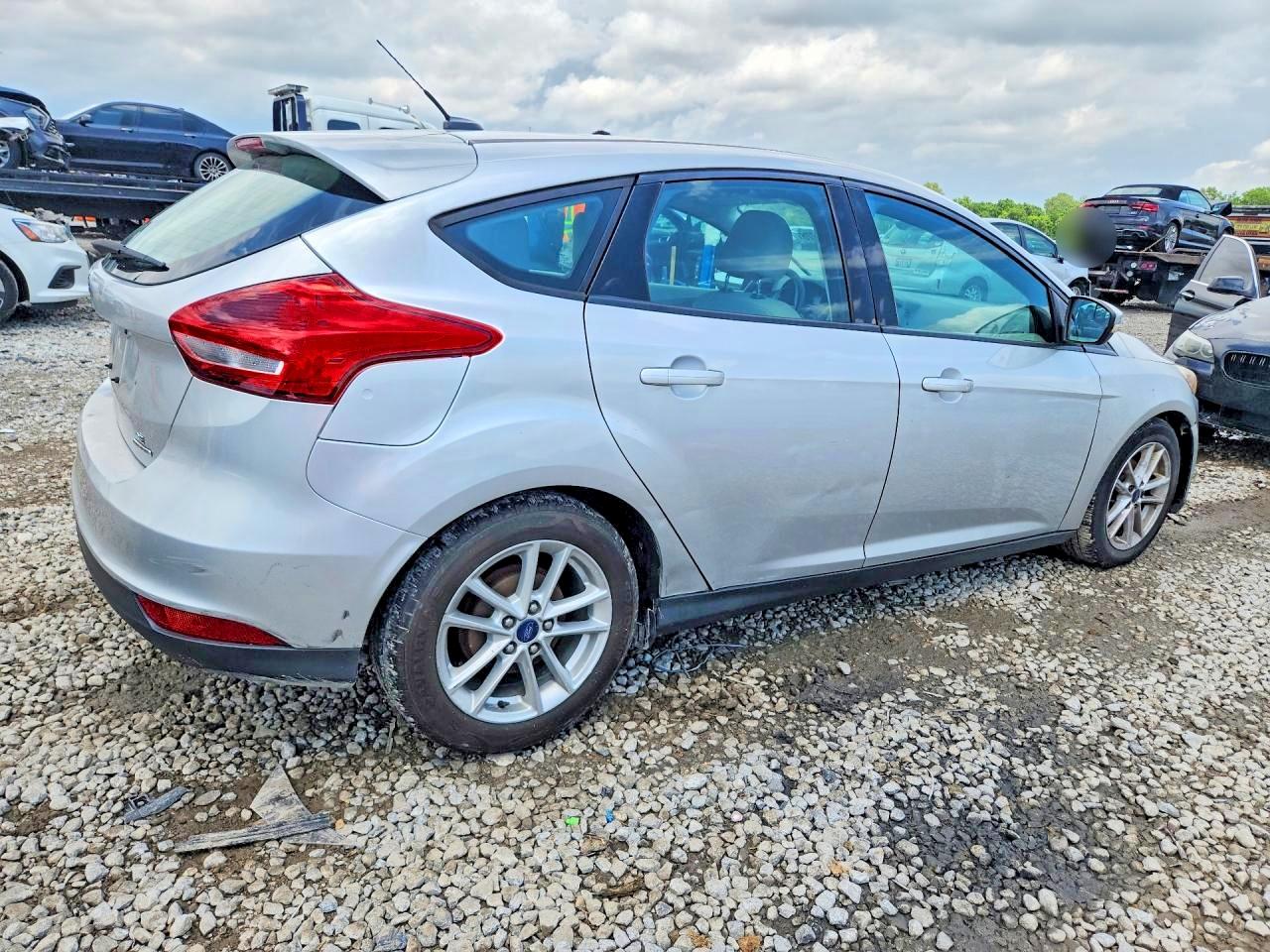 2016 FORD FOCUS