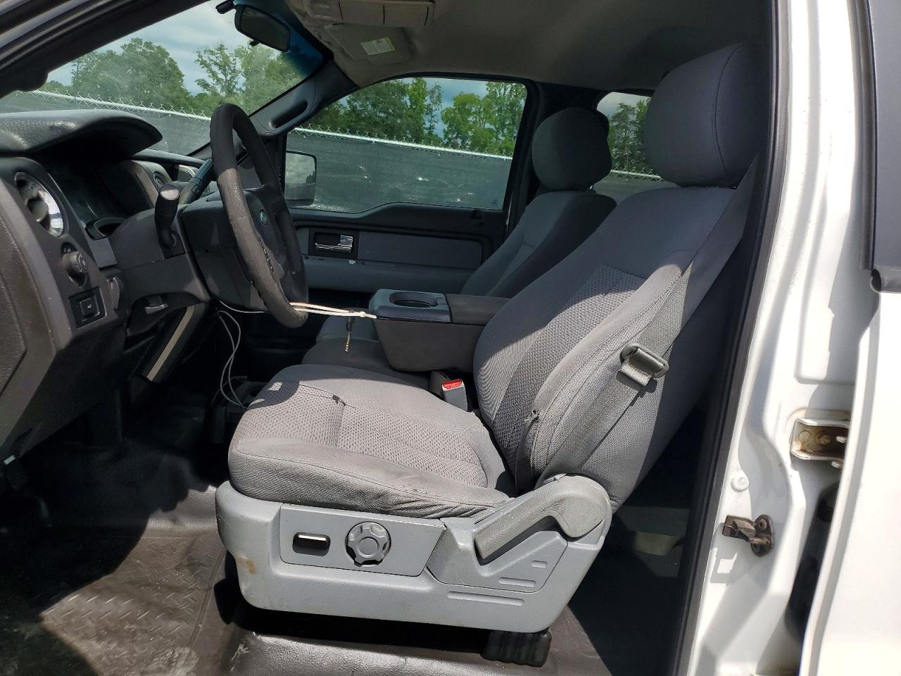 2013 FORD F150