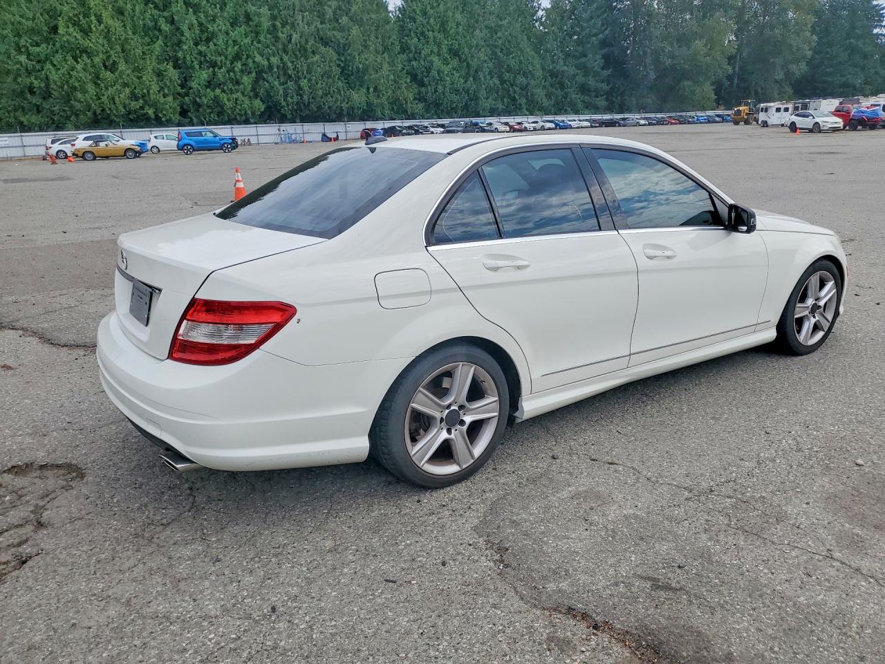 2010 MERCEDES-BENZ C-CLASS