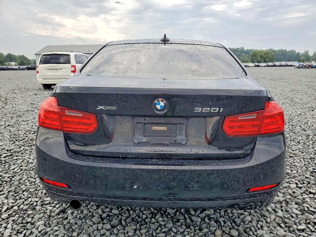 2013 BMW 3 SERIES