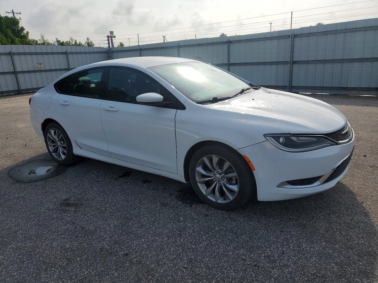 2015 CHRYSLER 200