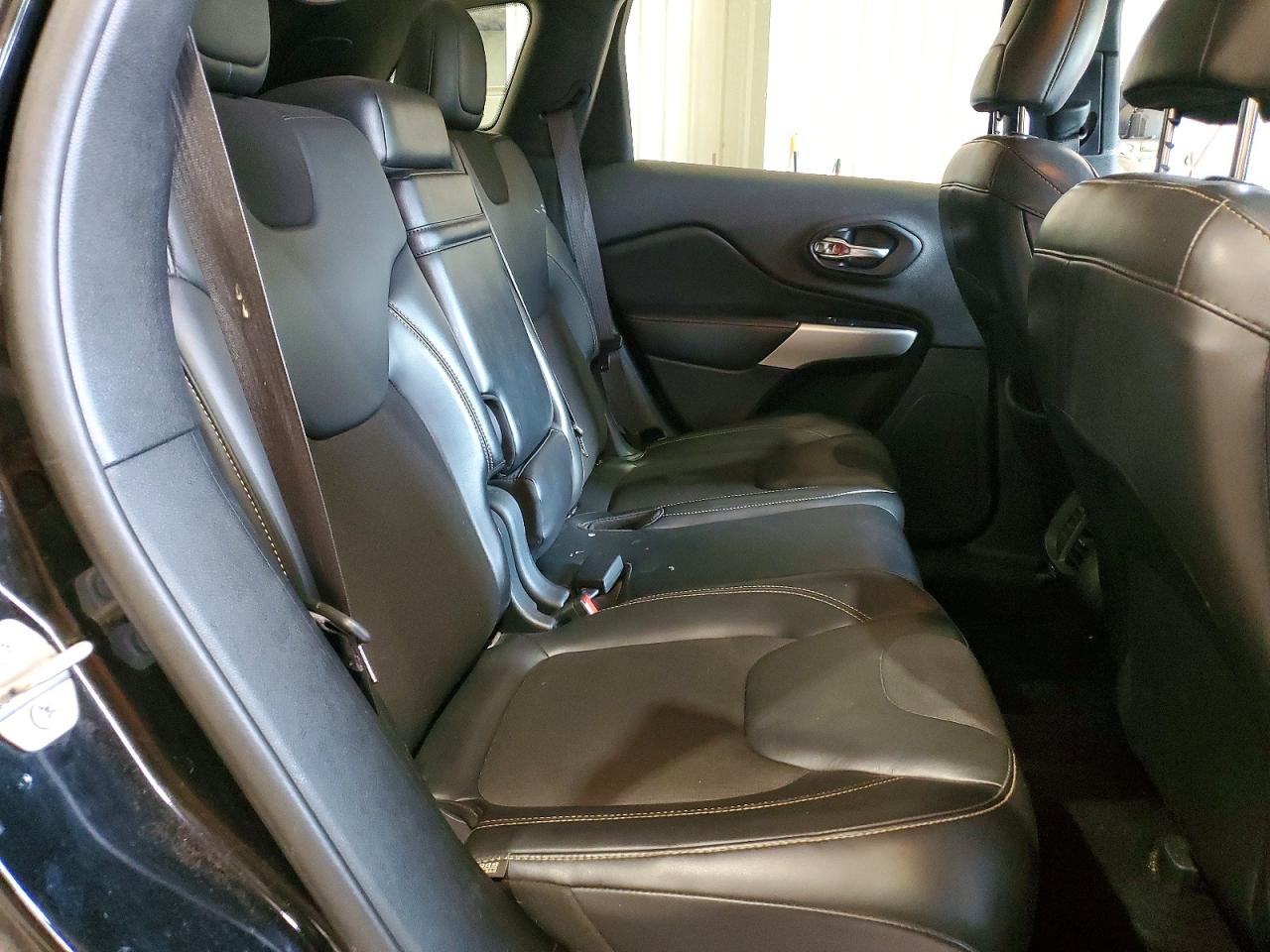 2018 JEEP CHEROKEE