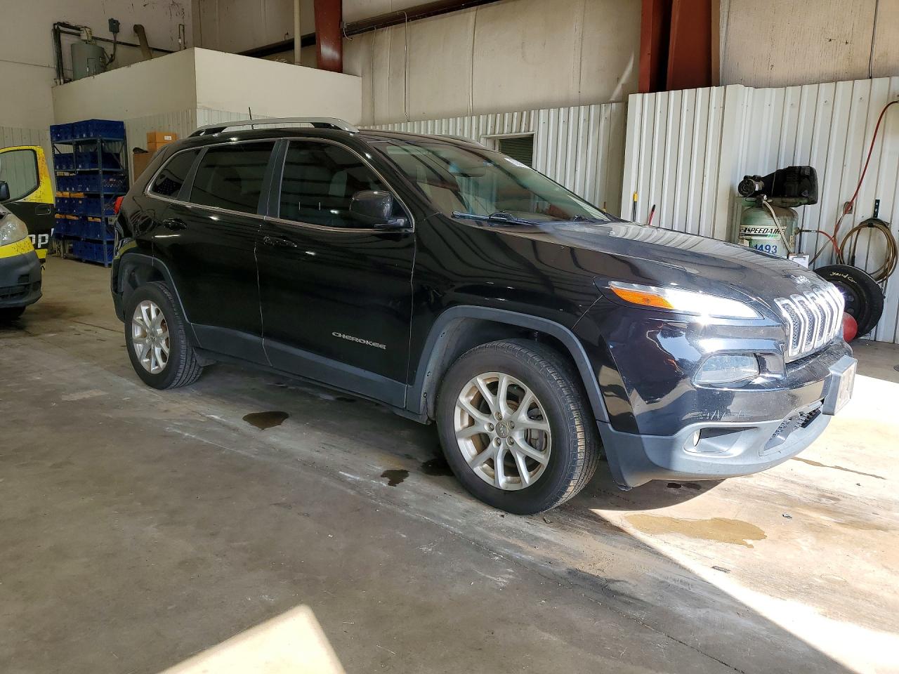 2018 JEEP CHEROKEE