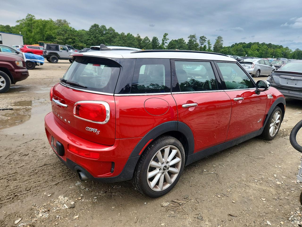 2017 MINI COOPER