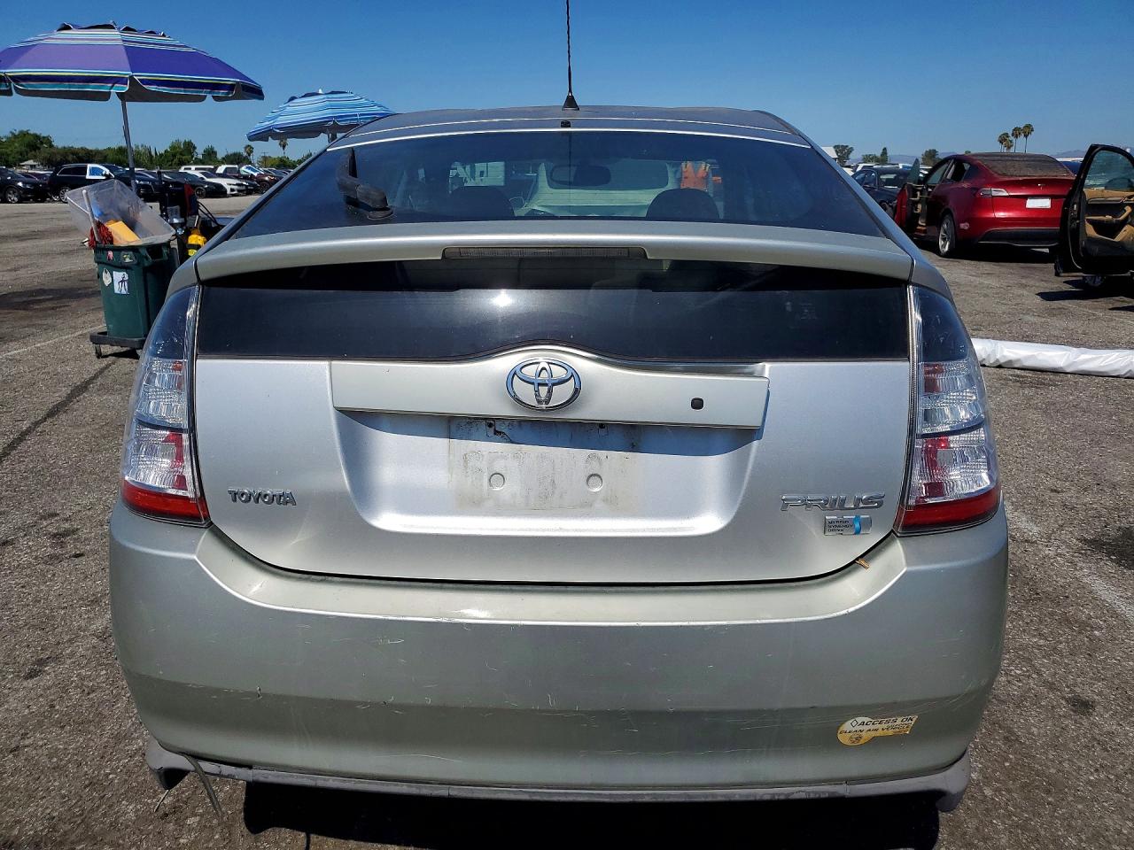 2004 TOYOTA PRIUS