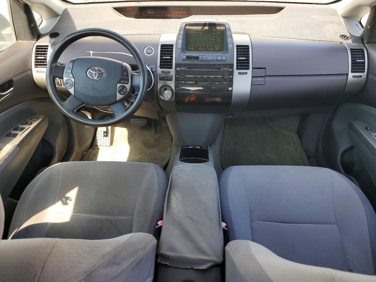2004 TOYOTA PRIUS