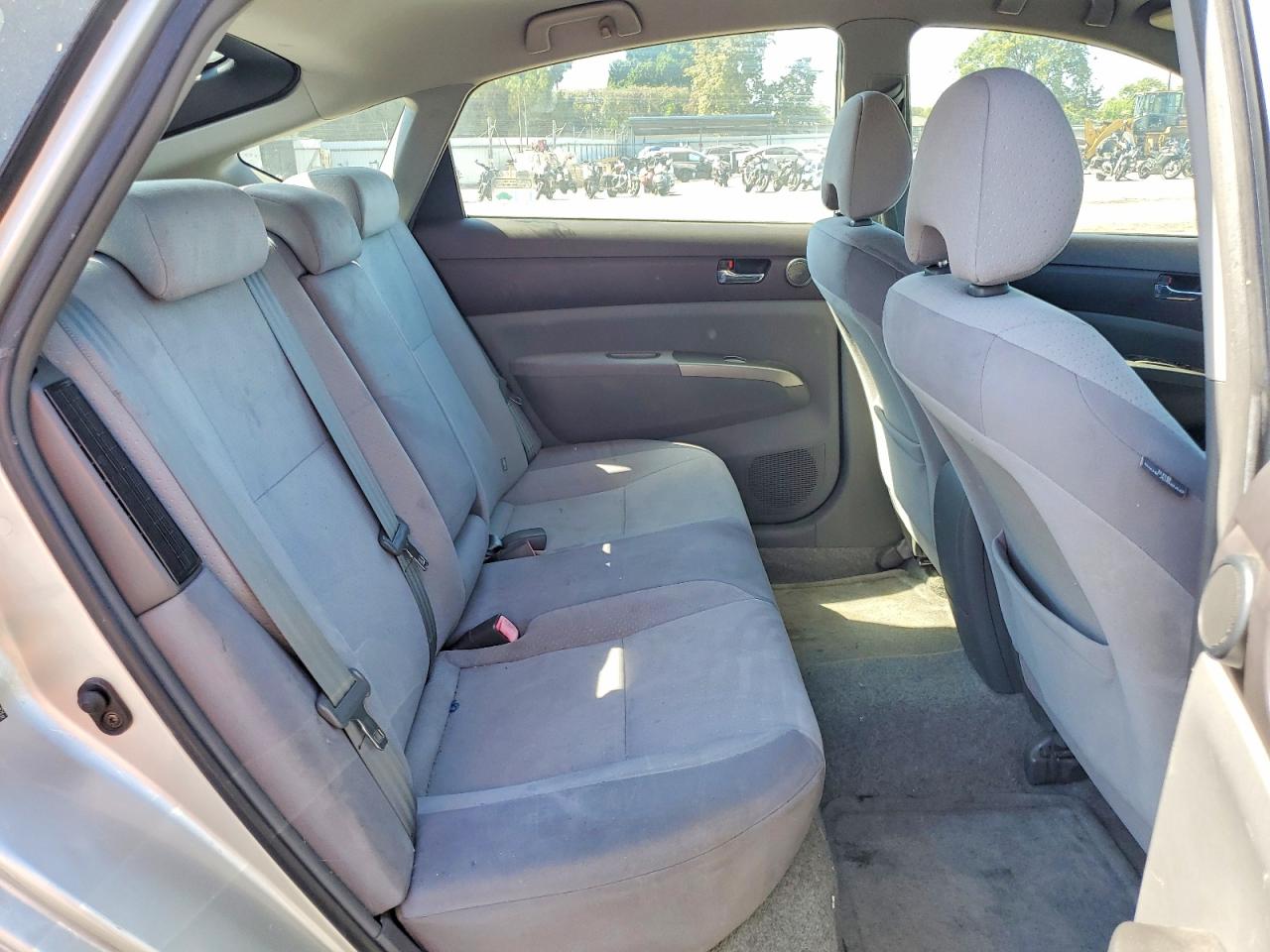 2004 TOYOTA PRIUS