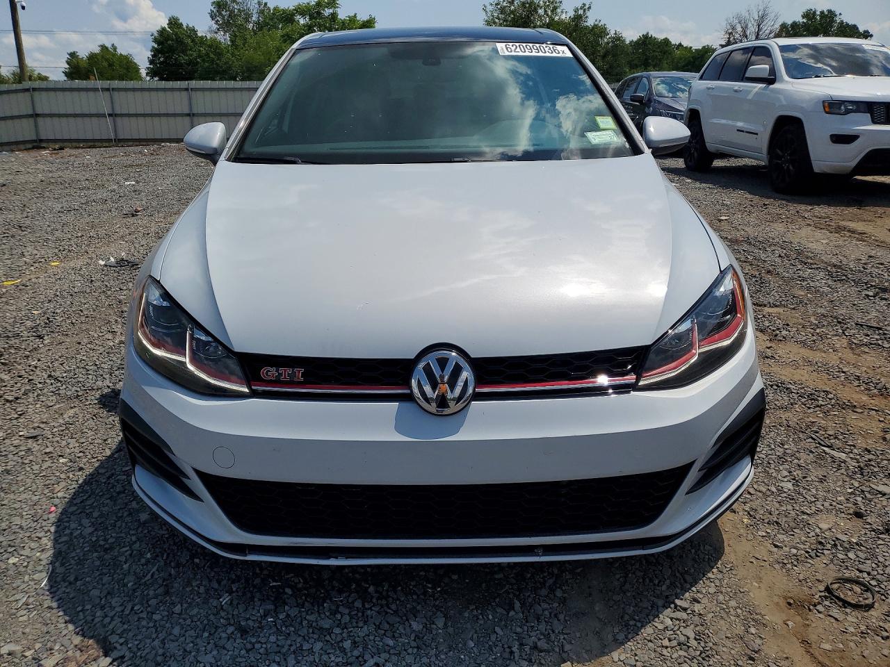 2020 VOLKSWAGEN GTI