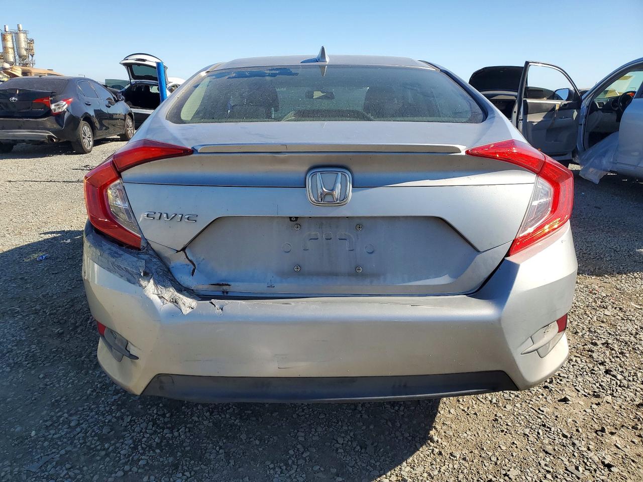 2018 HONDA CIVIC