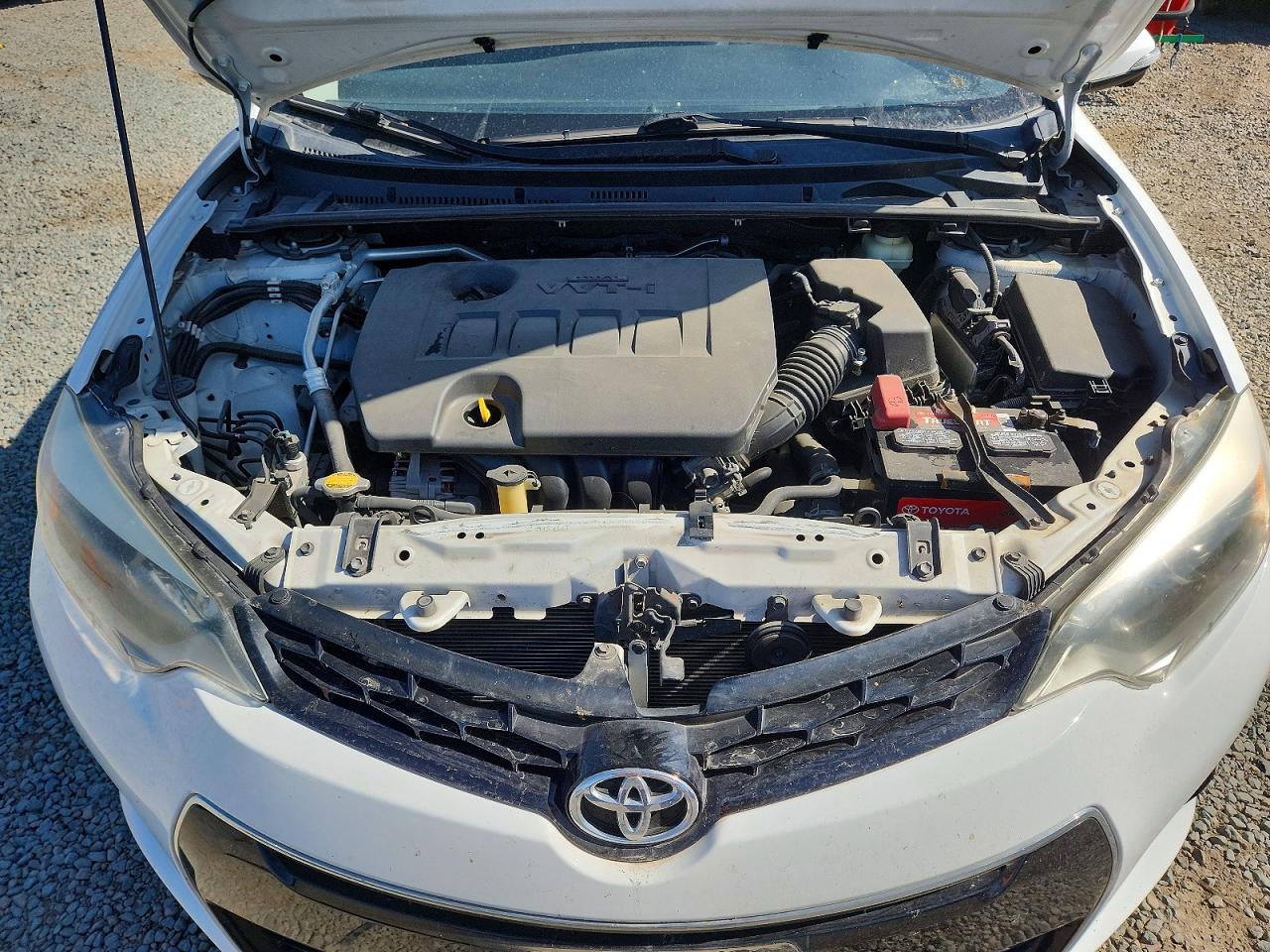 2015 TOYOTA COROLLA