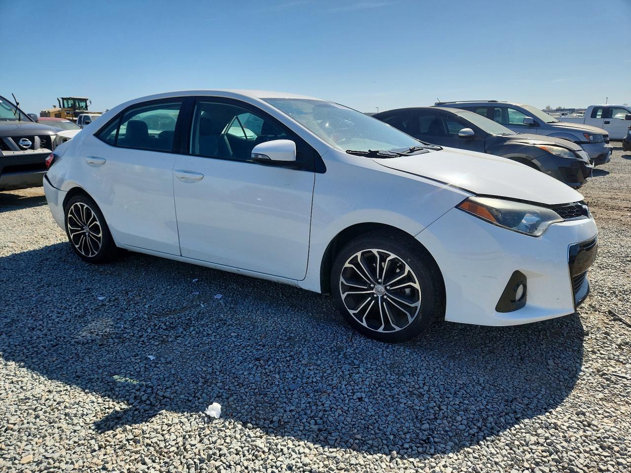 2015 TOYOTA COROLLA
