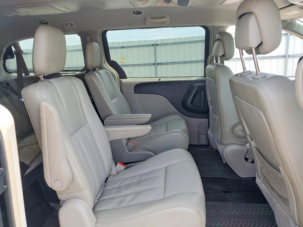 2013 CHRYSLER MINIVAN