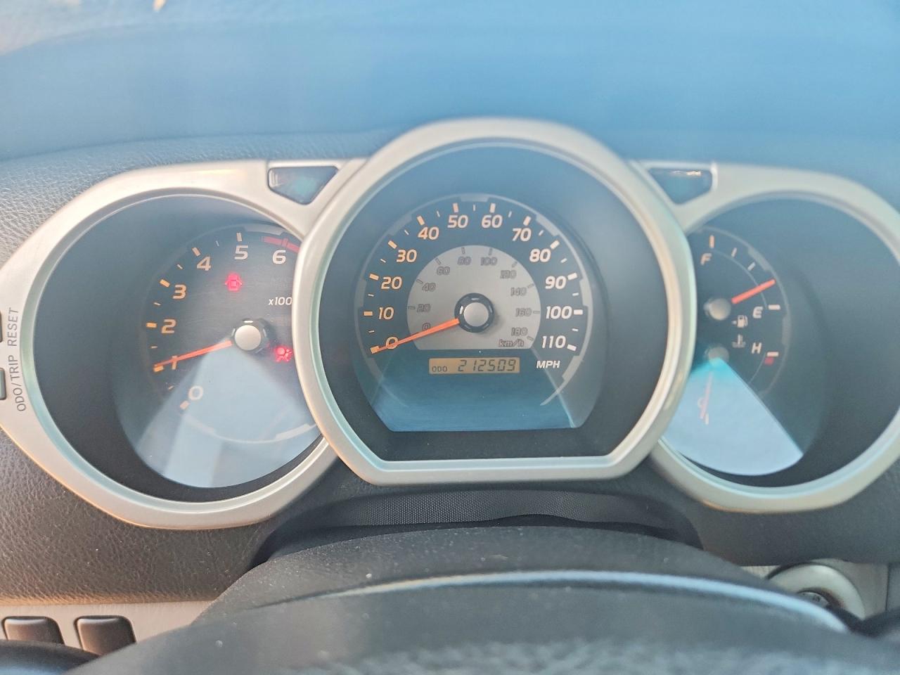 2004 TOYOTA 4RUNNER