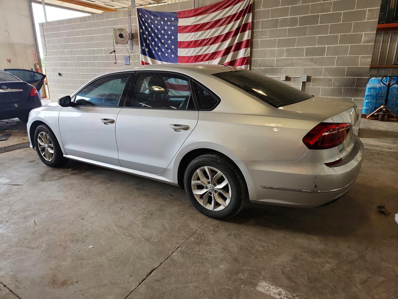 2018 VOLKSWAGEN PASSAT