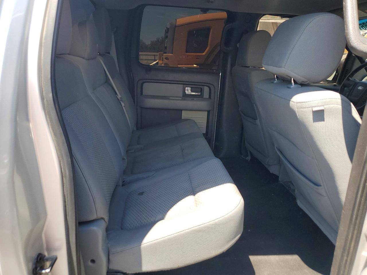 2012 FORD F150