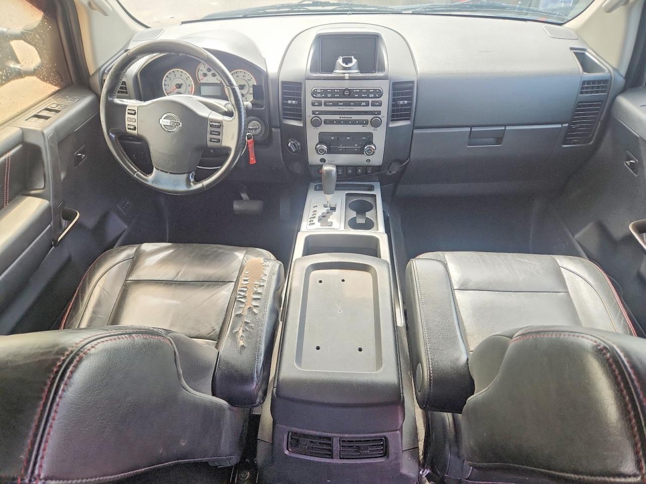 2012 NISSAN TITAN