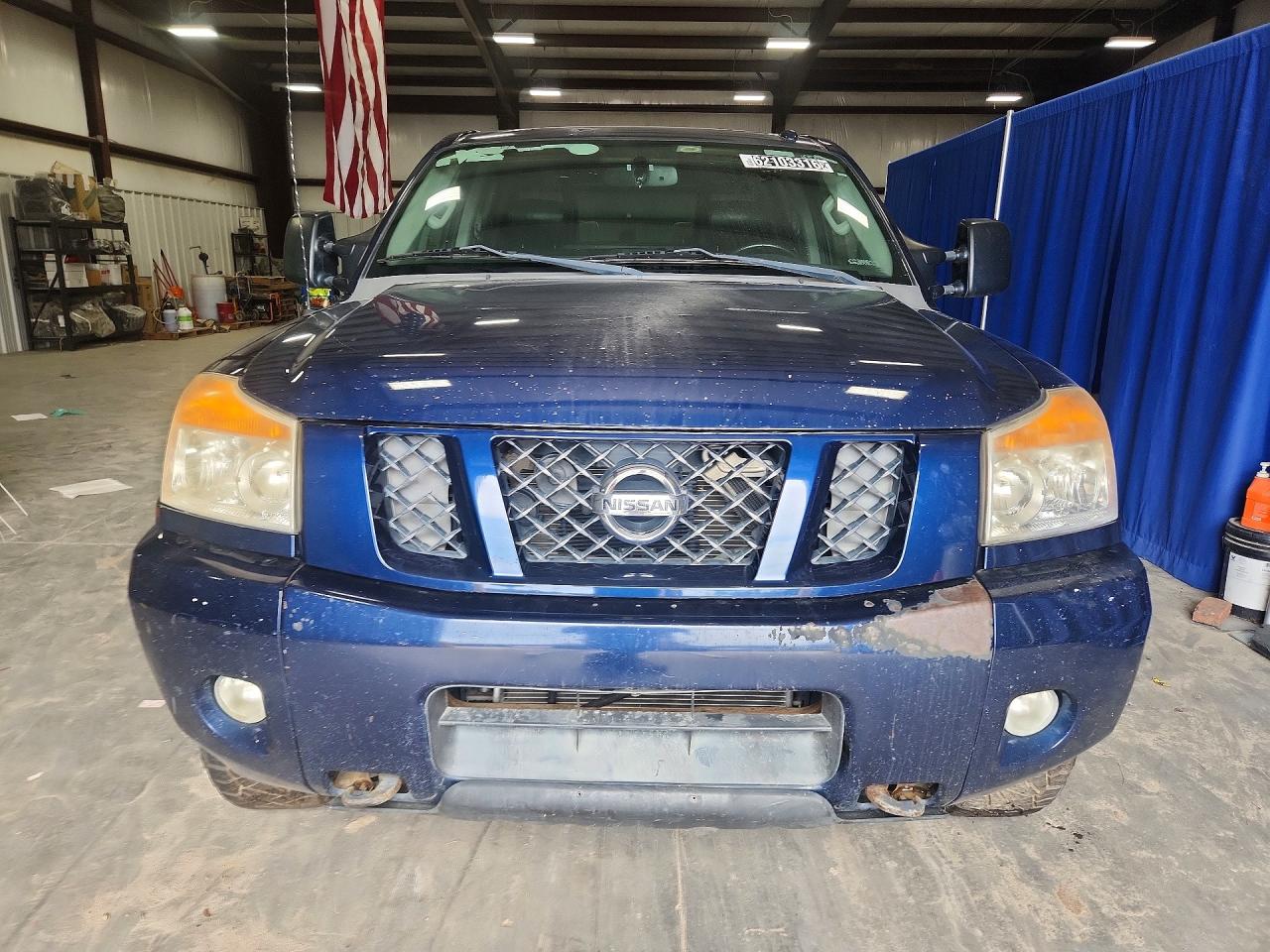 2012 NISSAN TITAN