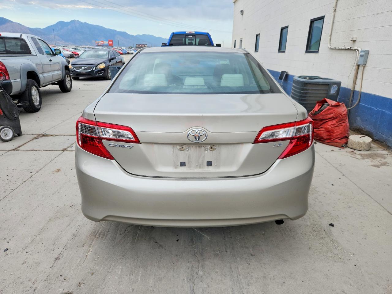 2013 TOYOTA CAMRY