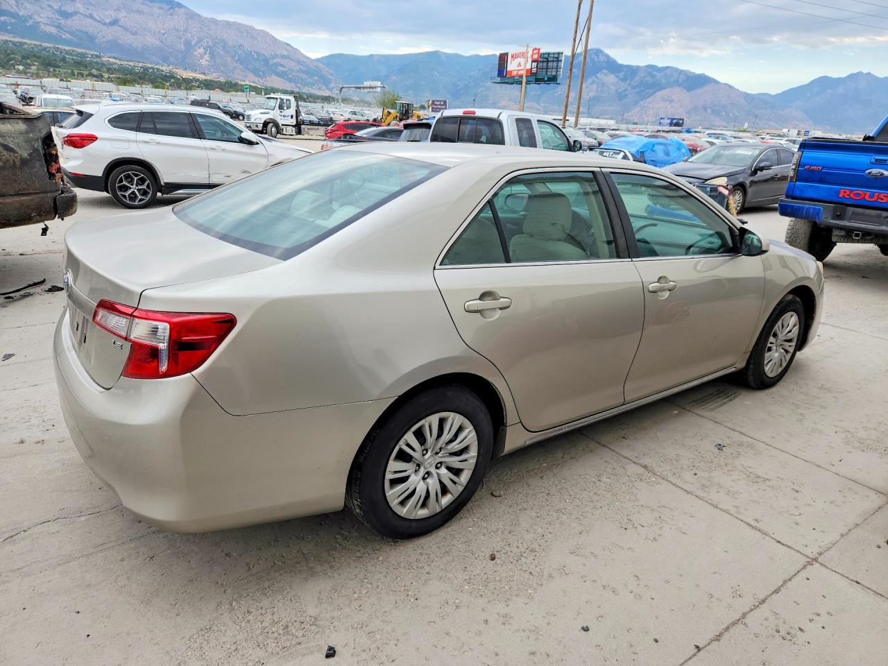 2013 TOYOTA CAMRY