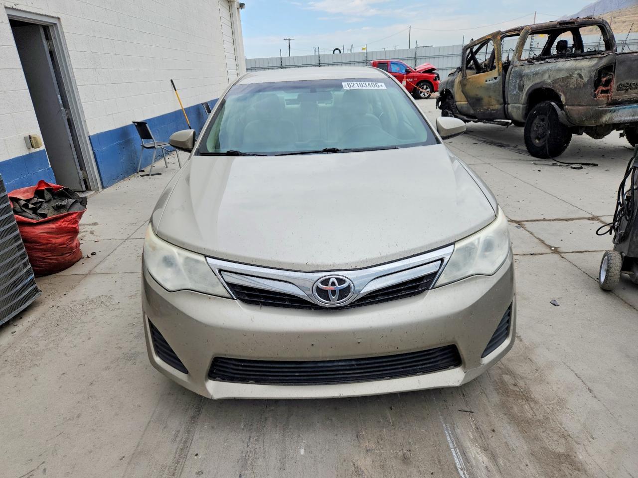 2013 TOYOTA CAMRY