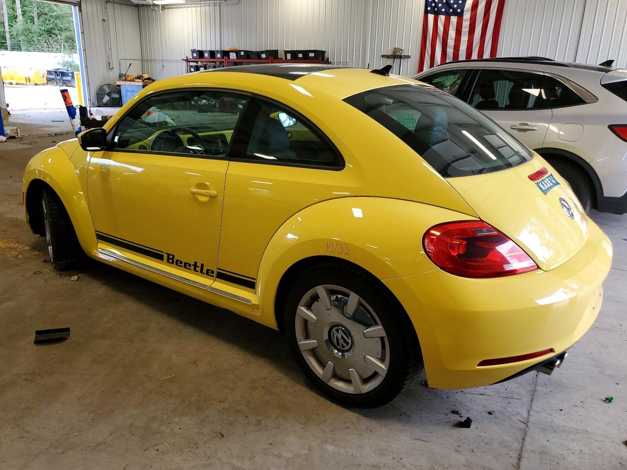 2013 VOLKSWAGEN BEETLE