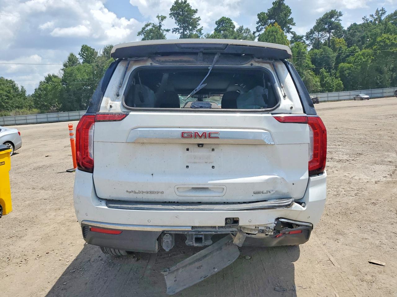 2021 GMC YUKON