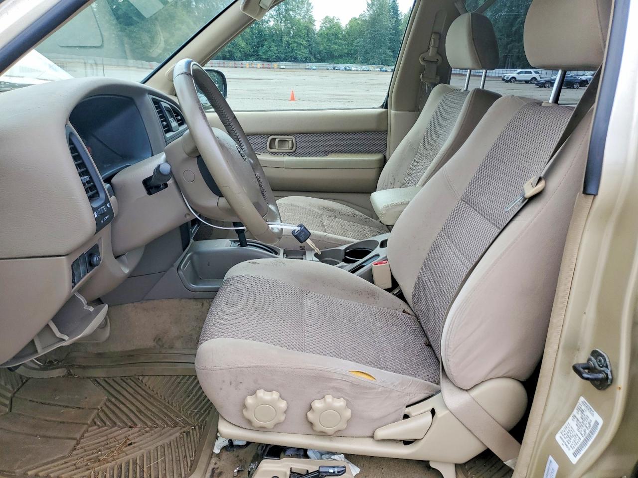 2002 NISSAN PATHFINDER