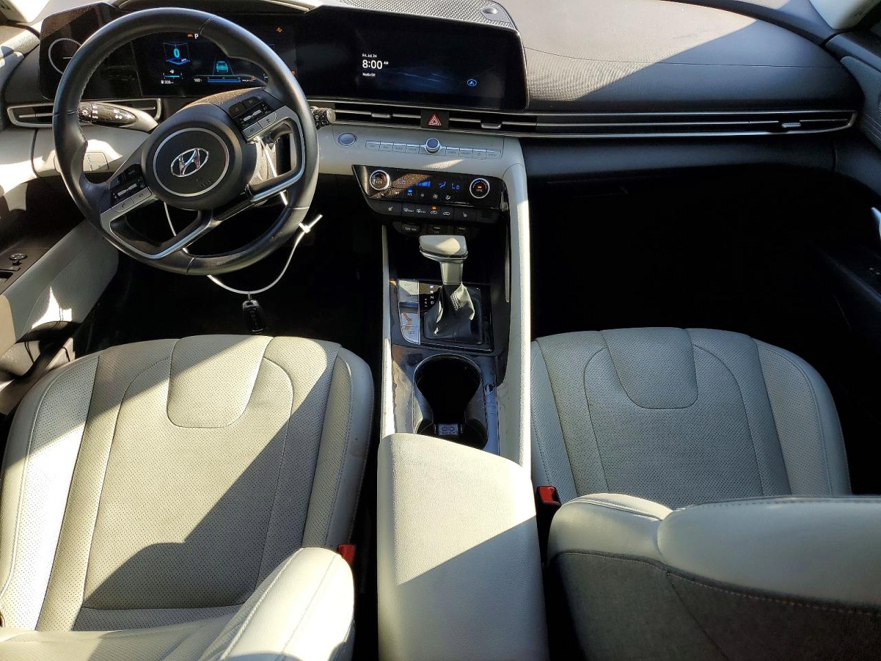 2023 HYUNDAI ELANTRA