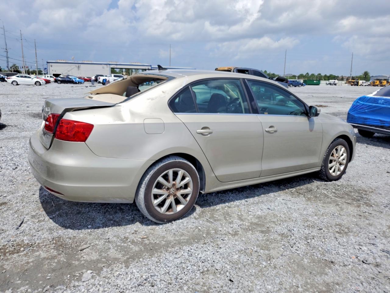 2014 VOLKSWAGEN JETTA