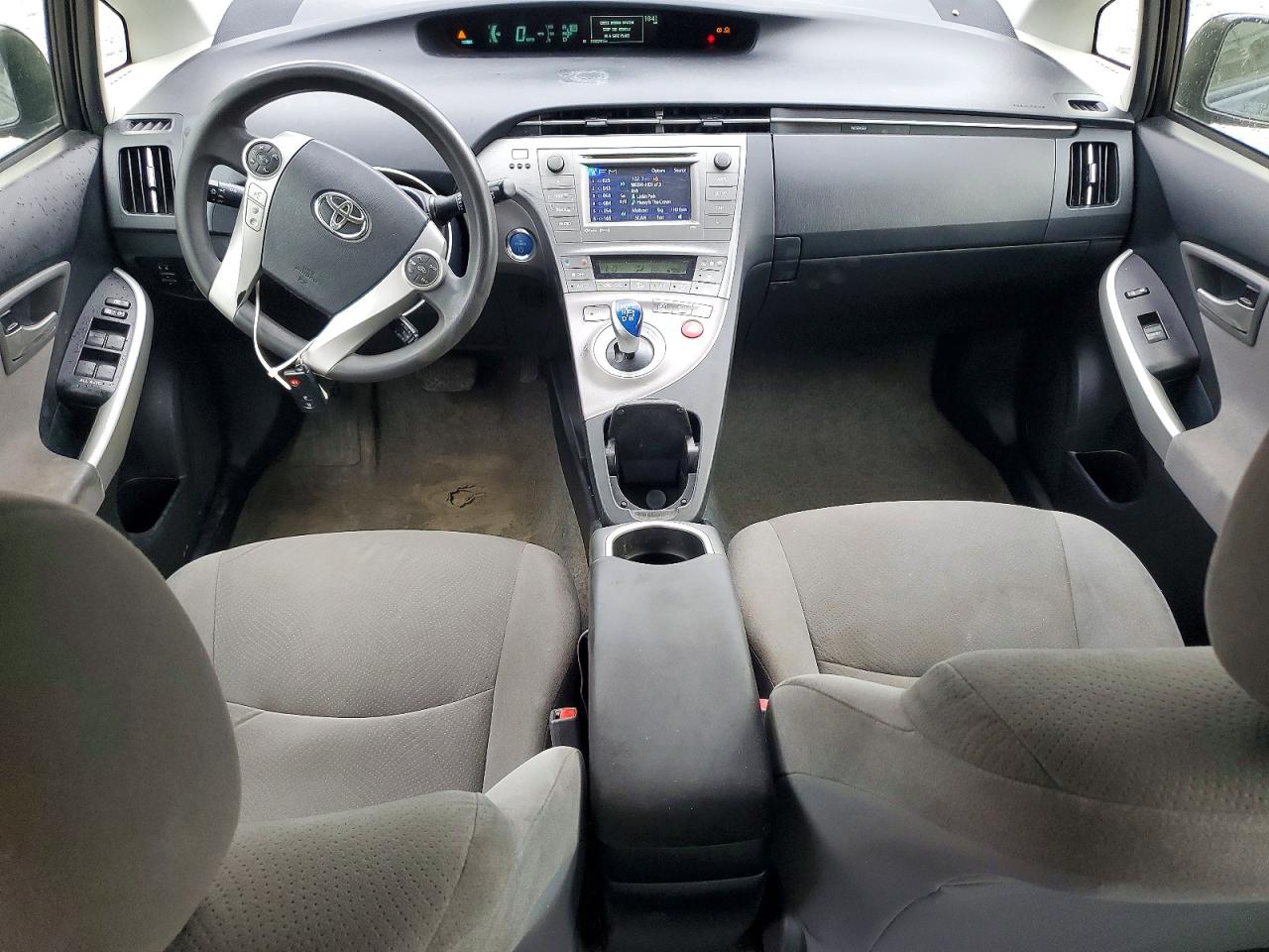 2015 TOYOTA PRIUS