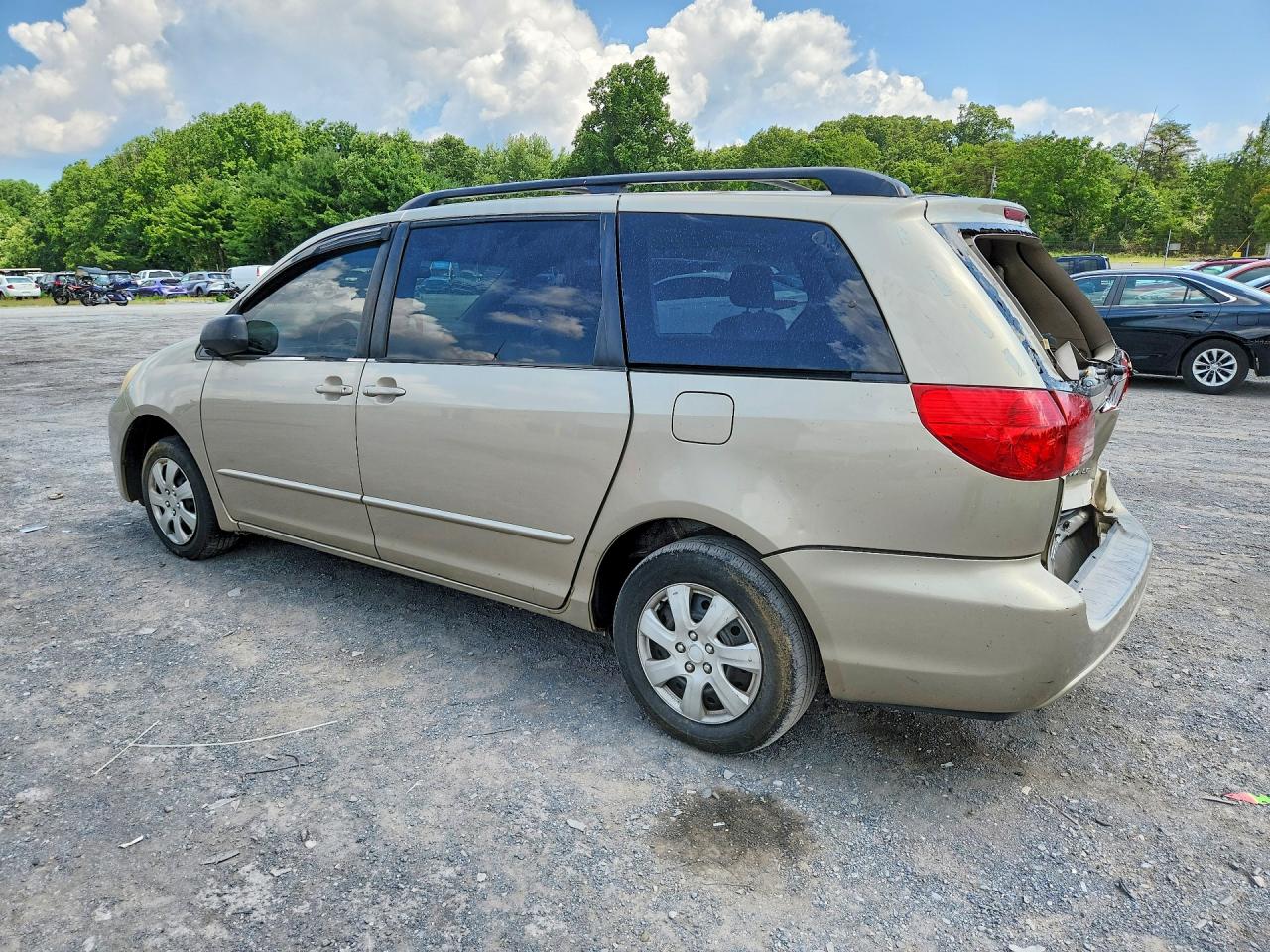 2005 TOYOTA SIENNA