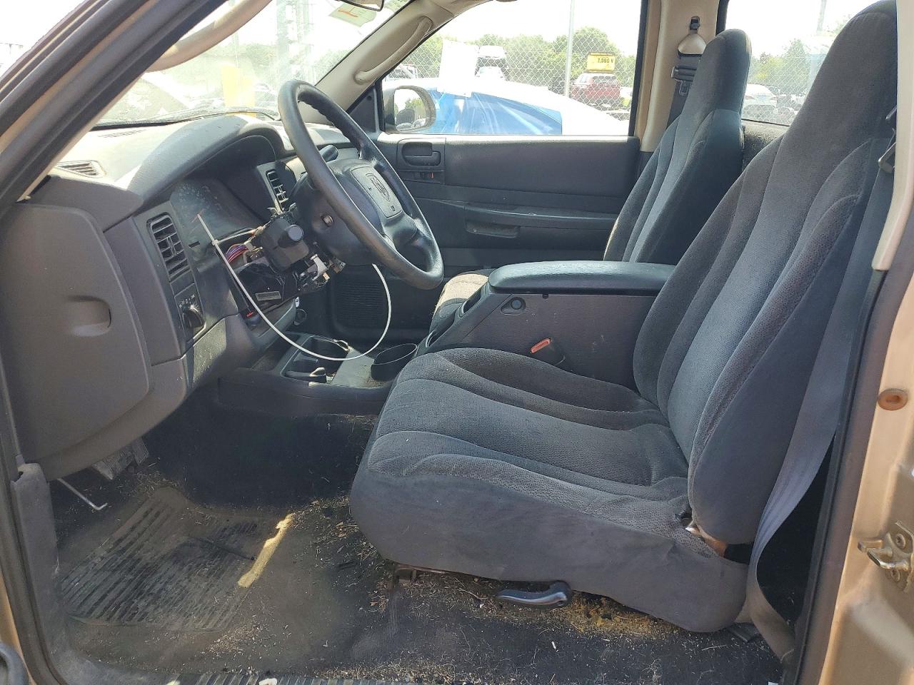 2002 DODGE DAKOTA